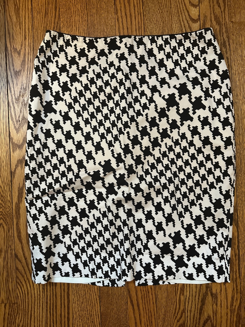 Black & White Houndstooth Skirt